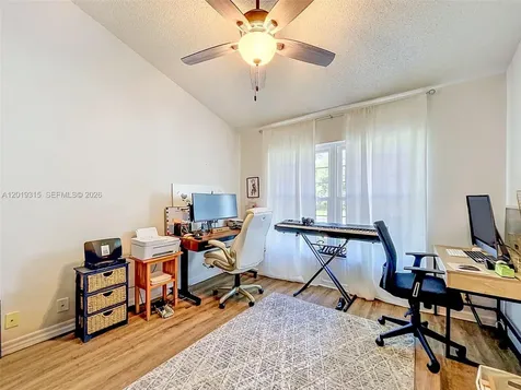 2910 Aston Avenue Plant City FL 33566