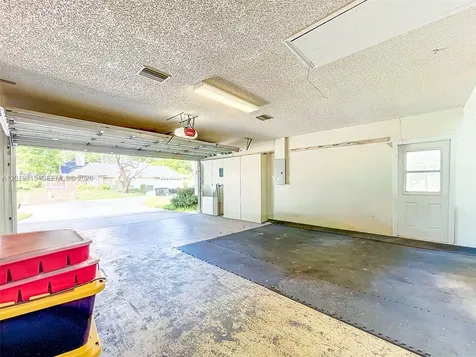 2910 Aston Avenue Plant City FL 33566