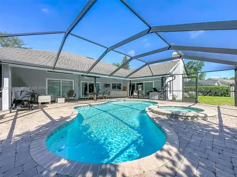 2910 Aston Avenue Plant City FL 33566