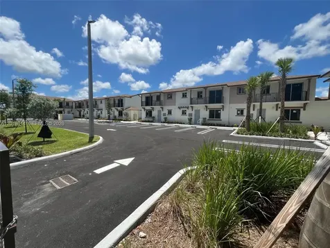 199 N Redland Road Florida City FL 33034