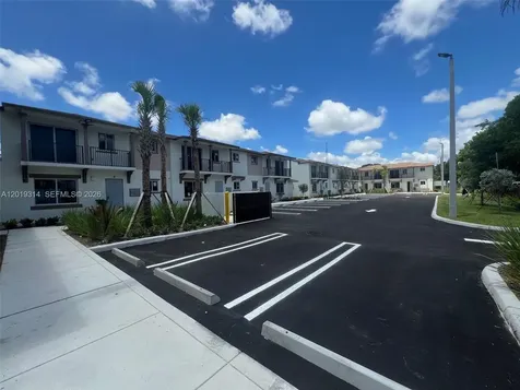 199 N Redland Road Florida City FL 33034