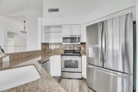 535 Somerset Way Weston FL 33326