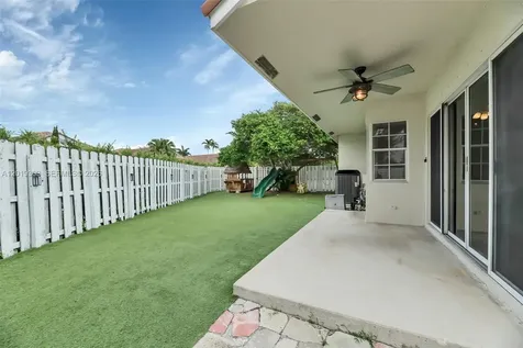 535 Somerset Way Weston FL 33326