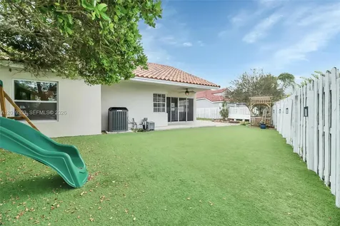 535 Somerset Way Weston FL 33326