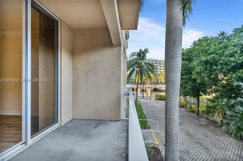 3001 NE 185th Street Aventura FL 33180