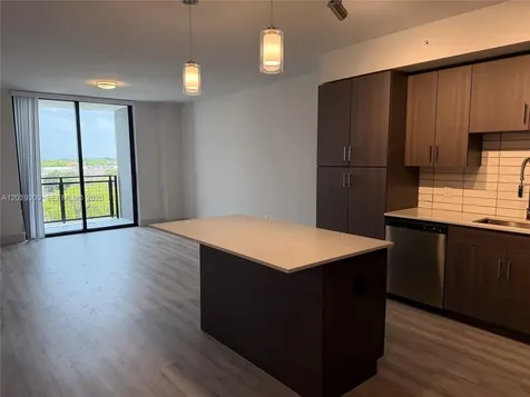 9000 Ramblewood Drive Coral Springs FL 33071