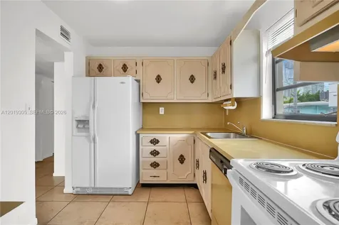 950 Euclid Avenue Miami Beach FL 33139