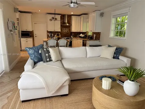 125 W Sunrise Avenue Coral Gables FL 33133