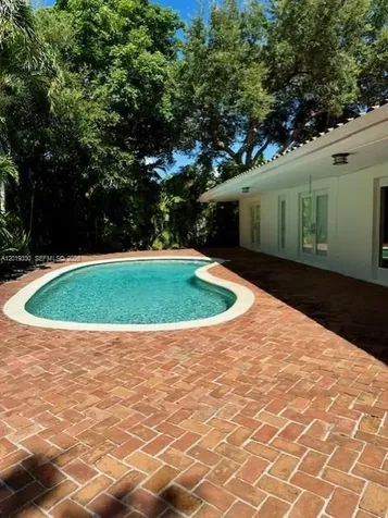125 W Sunrise Avenue Coral Gables FL 33133