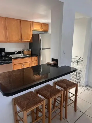 290 Sunrise Drive Key Biscayne FL 33149
