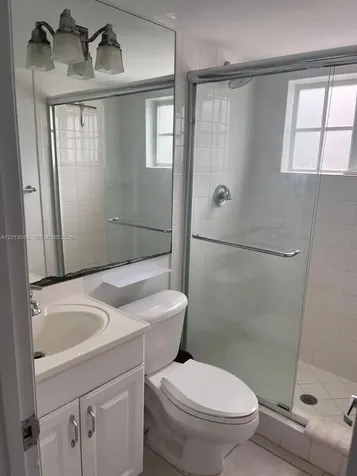 290 Sunrise Drive Key Biscayne FL 33149