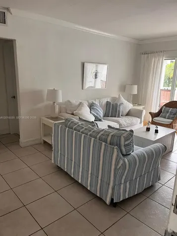 290 Sunrise Drive Key Biscayne FL 33149