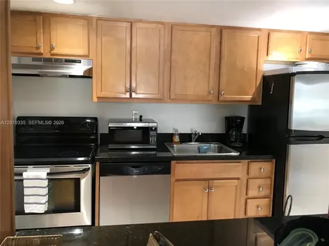 290 Sunrise Drive Key Biscayne FL 33149