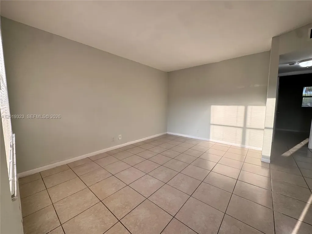 101 NE 41st Street Oakland Park FL 33334