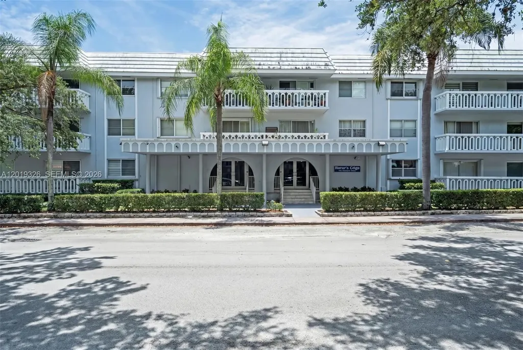 100 Edgewater Drive Coral Gables FL 33133