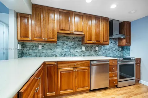 100 Edgewater Drive Coral Gables FL 33133