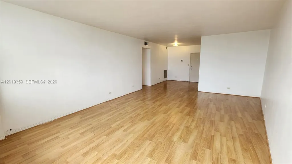 7441 Wayne Miami Beach FL 33141