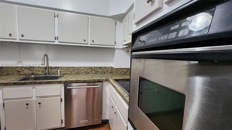7441 Wayne Miami Beach FL 33141