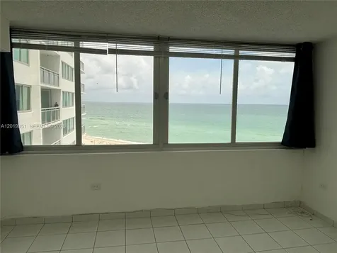 7135 Collins Avenue Miami Beach FL 33141
