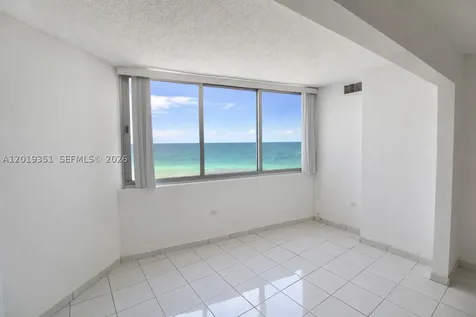 7135 Collins Avenue Miami Beach FL 33141