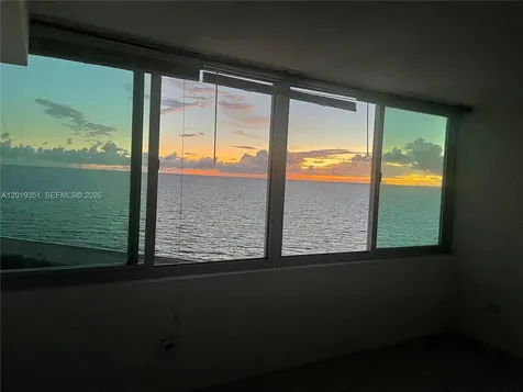 7135 Collins Avenue Miami Beach FL 33141