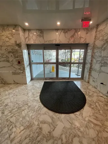 7135 Collins Avenue Miami Beach FL 33141