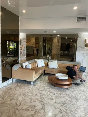7135 Collins Avenue Miami Beach FL 33141