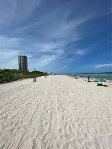 7135 Collins Avenue Miami Beach FL 33141