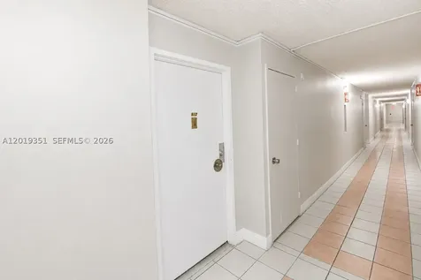 7135 Collins Avenue Miami Beach FL 33141