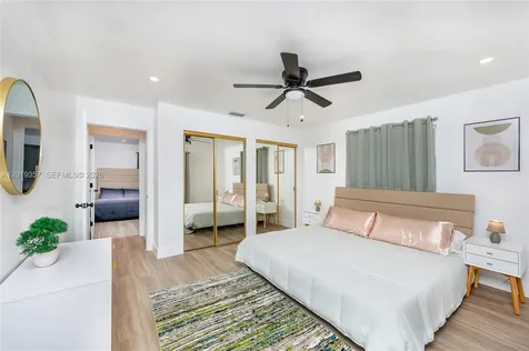3321 NW 19th Terrace Miami FL 33125