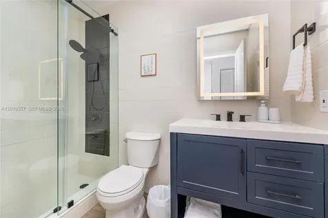 3321 NW 19th Terrace Miami FL 33125