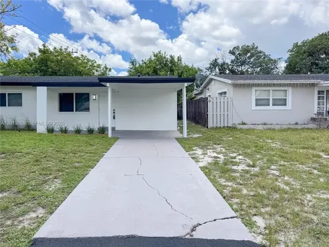 60 NW 47th Court Oakland Park FL 33309