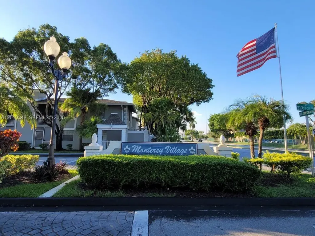 426 NE 210th Cir Terrace Miami FL 33179