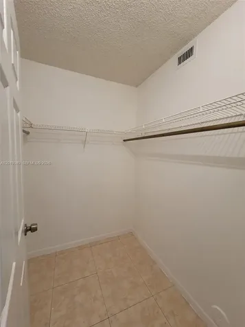 426 NE 210th Cir Terrace Miami FL 33179