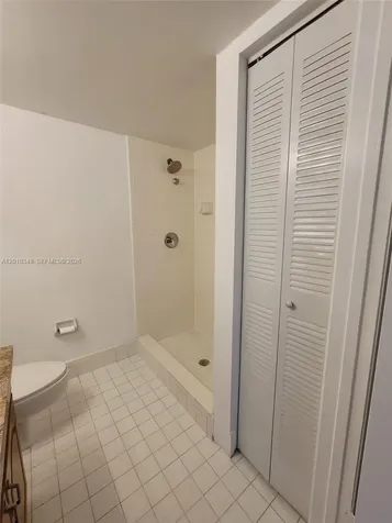 426 NE 210th Cir Terrace Miami FL 33179