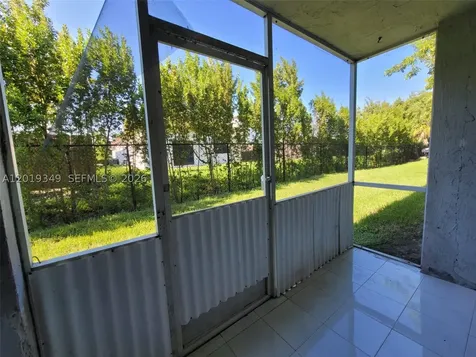 426 NE 210th Cir Terrace Miami FL 33179