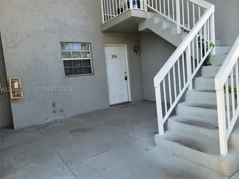 426 NE 210th Cir Terrace Miami FL 33179