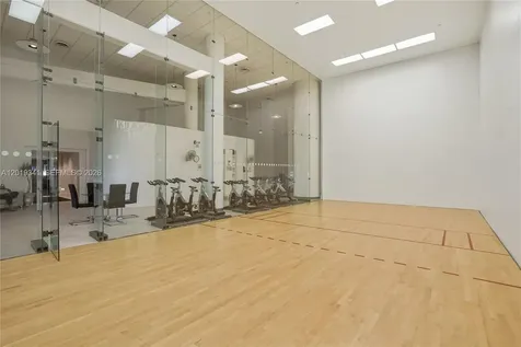 16500 Collins Avenue Sunny Isles Beach FL 33160