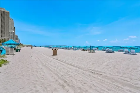 16500 Collins Avenue Sunny Isles Beach FL 33160