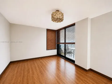520 Brickell Key Drive Miami FL 33131