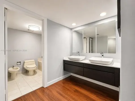 520 Brickell Key Drive Miami FL 33131
