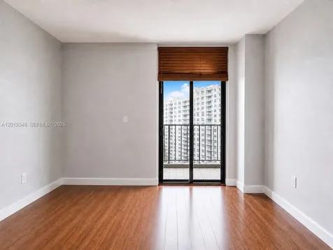 520 Brickell Key Drive Miami FL 33131