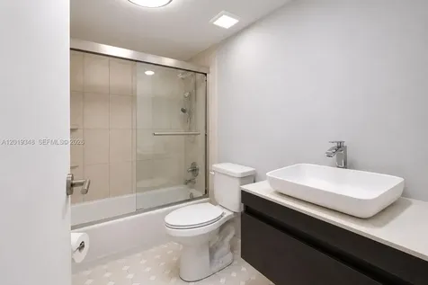 520 Brickell Key Drive Miami FL 33131