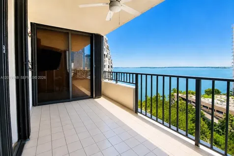 520 Brickell Key Drive Miami FL 33131