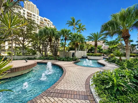 520 Brickell Key Drive Miami FL 33131
