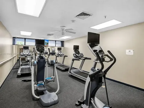520 Brickell Key Drive Miami FL 33131