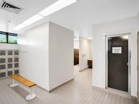 520 Brickell Key Drive Miami FL 33131