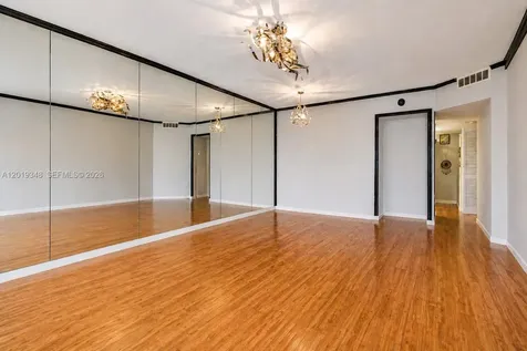 520 Brickell Key Drive Miami FL 33131