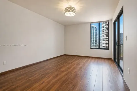 520 Brickell Key Drive Miami FL 33131