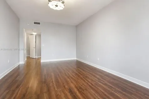 520 Brickell Key Drive Miami FL 33131